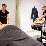 بيت شباب The Elephant & ماسترخت