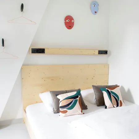 The Elephant Hostel&spa Hostel