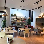 The Elephant & Hostel