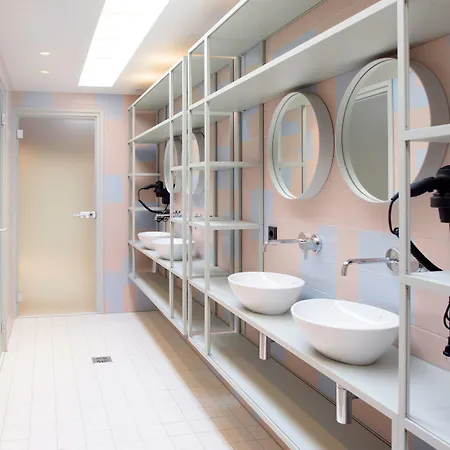 Hostel The Elephant Hostel&spa *