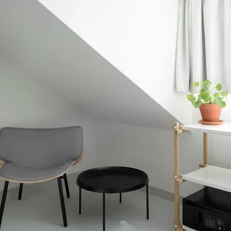 The Elephant Hostel&spa *