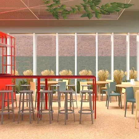 The Elephant Hostel&spa Hostel *