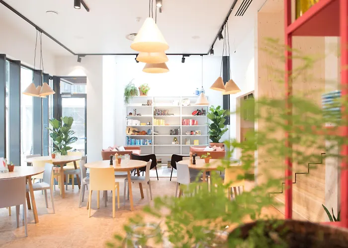 Auberge de jeunesse The Elephant & *